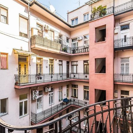 The Grey - Studio Apartment With Sleeping Loft In The Center Of Budapest Exterior foto